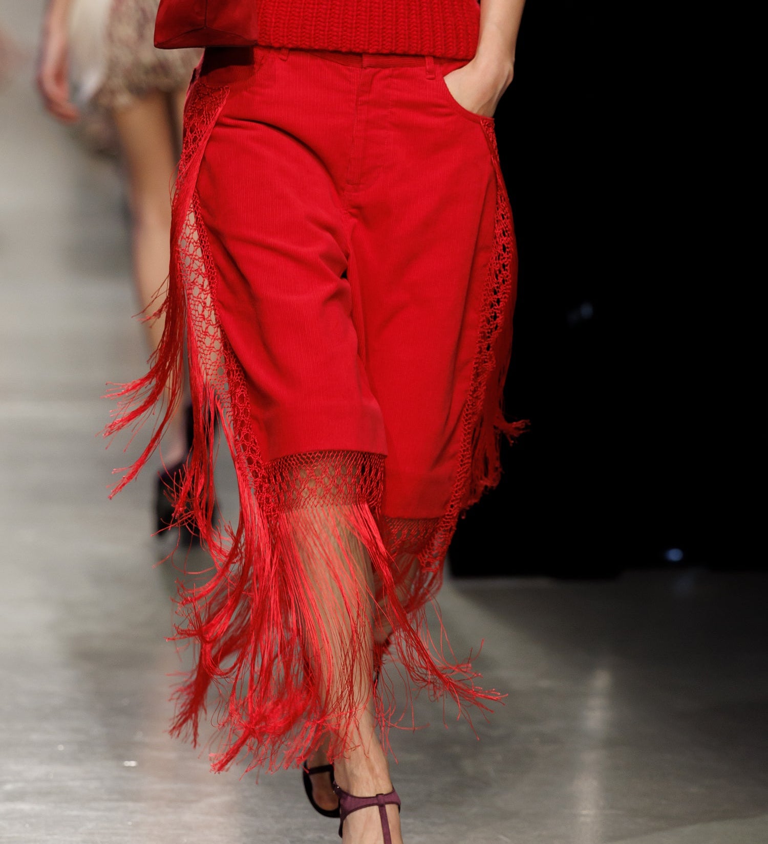 Christopher Esber - Macrame Fringed Corduroy Cropped Jean