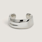 Kinn - Figura Sculptural Cuff Bracelet Silver