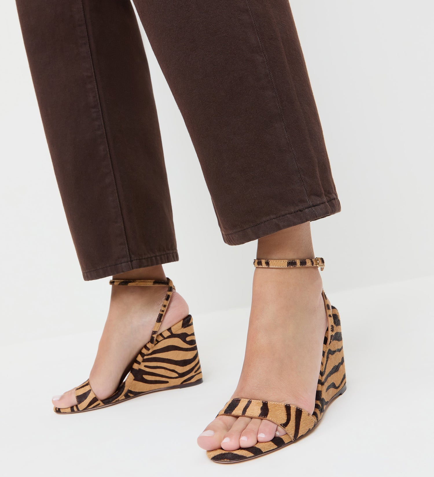 Loeffler Randall - Gavi Zebra Wedge