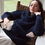 DÔEN - GILLIAN SWEATER -- NAVY