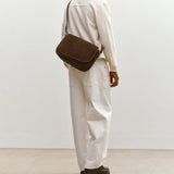 Métier - Hunter Messenger Suede Chocolate