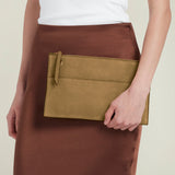 Metier - Incognito Clutch Suede Cairo