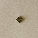 Kinn - Vintage Square Pendant 18K