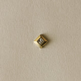 Kinn - Vintage Square Pendant 18K