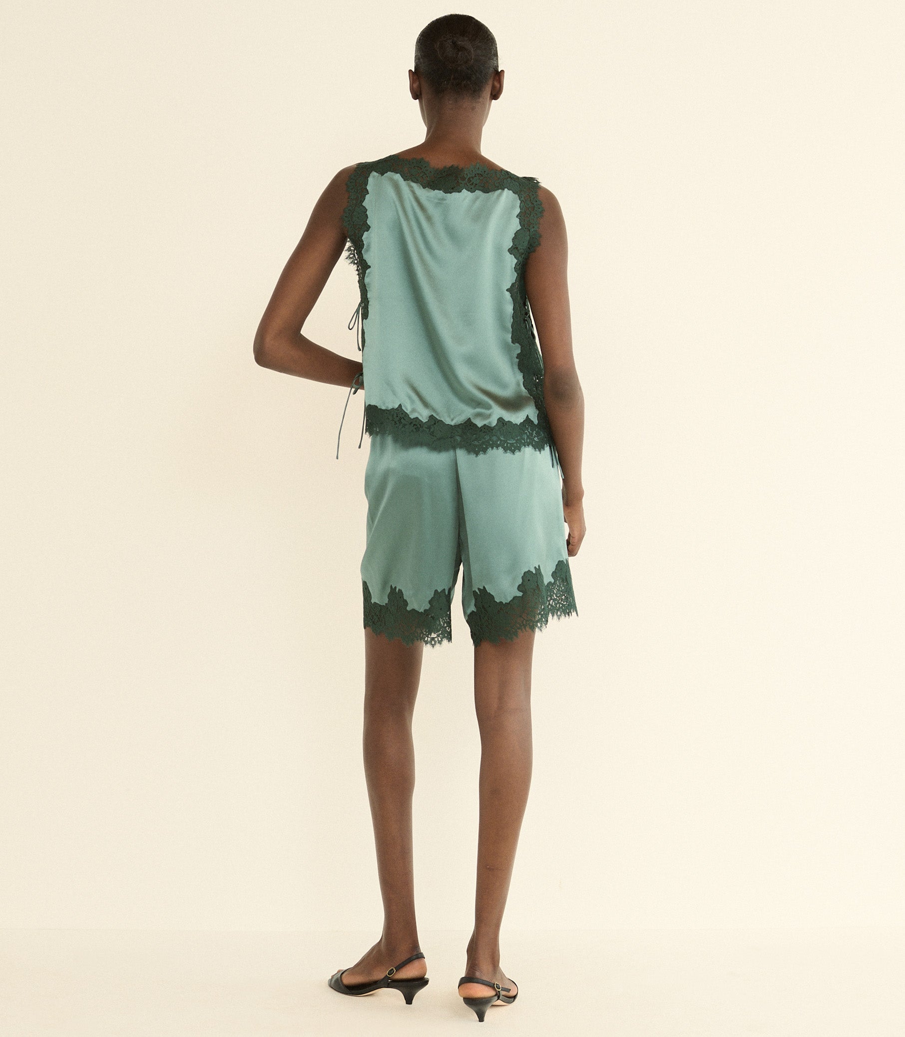 DOEN - IRSA SHORT - - DULAC GREEN