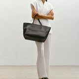 Metier - Incognito 36 Silky Calfskin Black