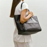 Métier - Incognito Small Smooth Calfskin Black