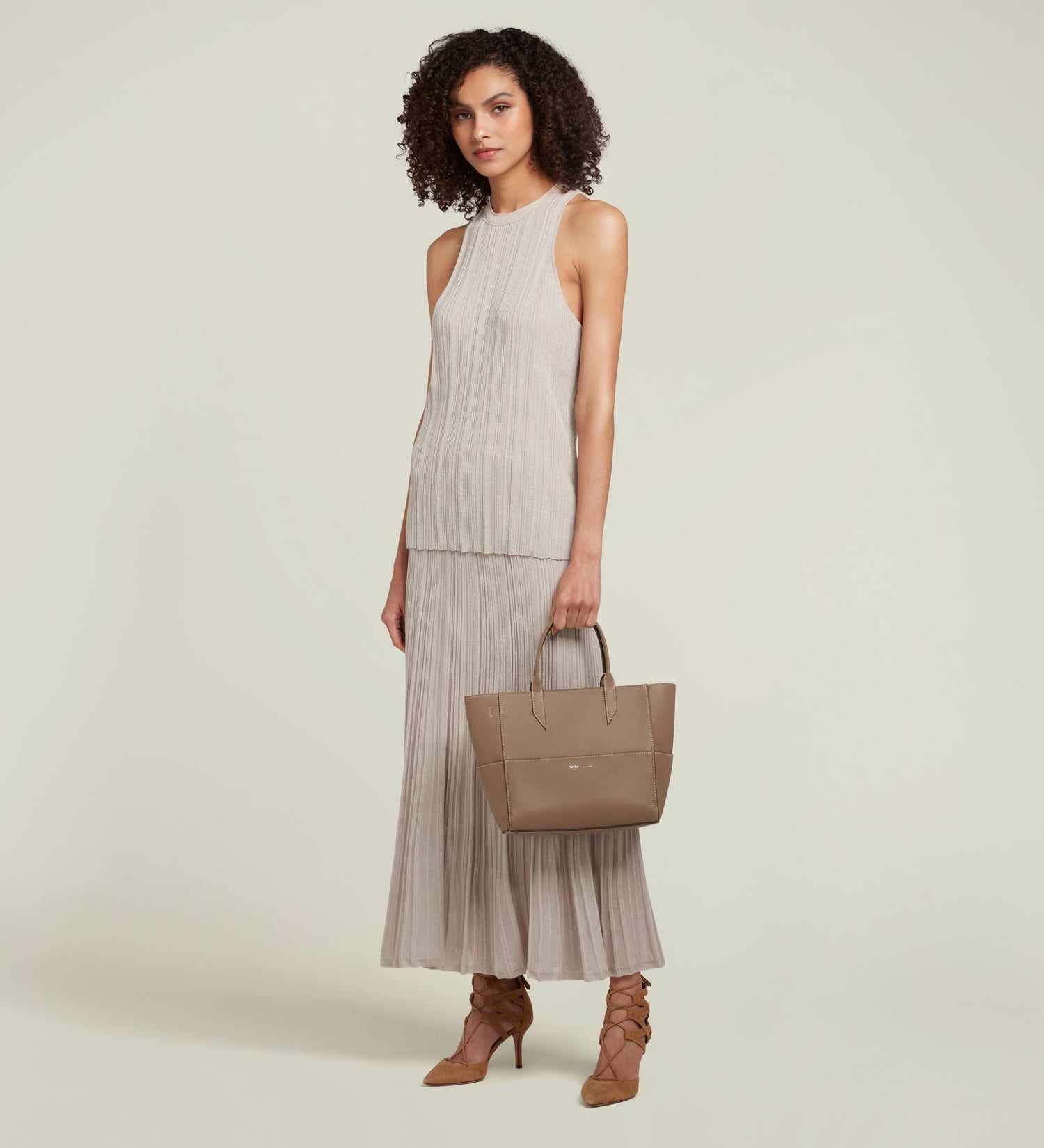 Metier - Incognito Crossbody Cabas Smooth Calfskin Taupe