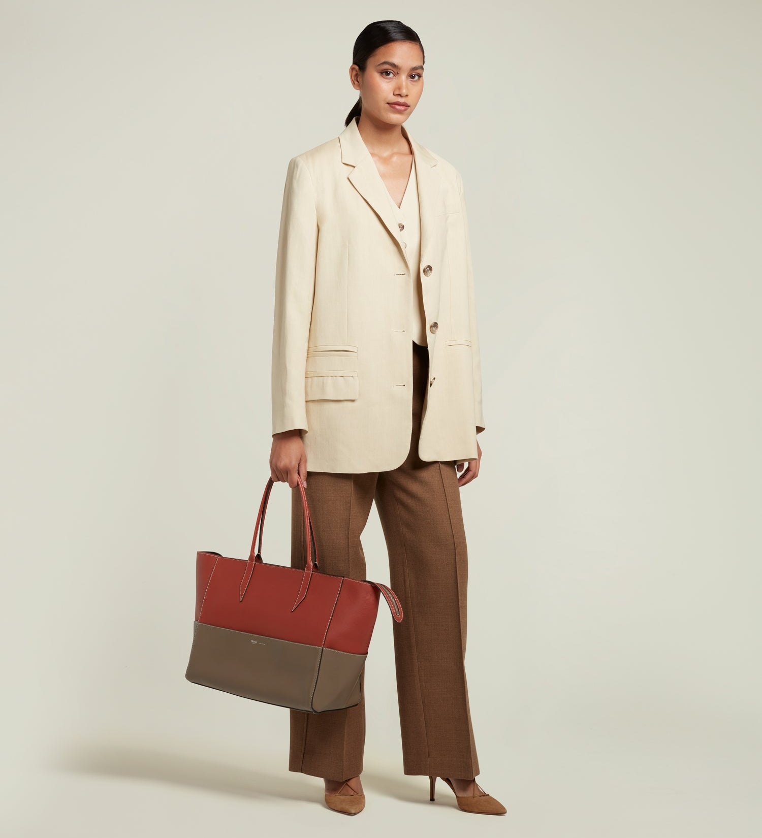 Metier - Incognito 36 Cabas Smooth Calfskin Sienna Taupe