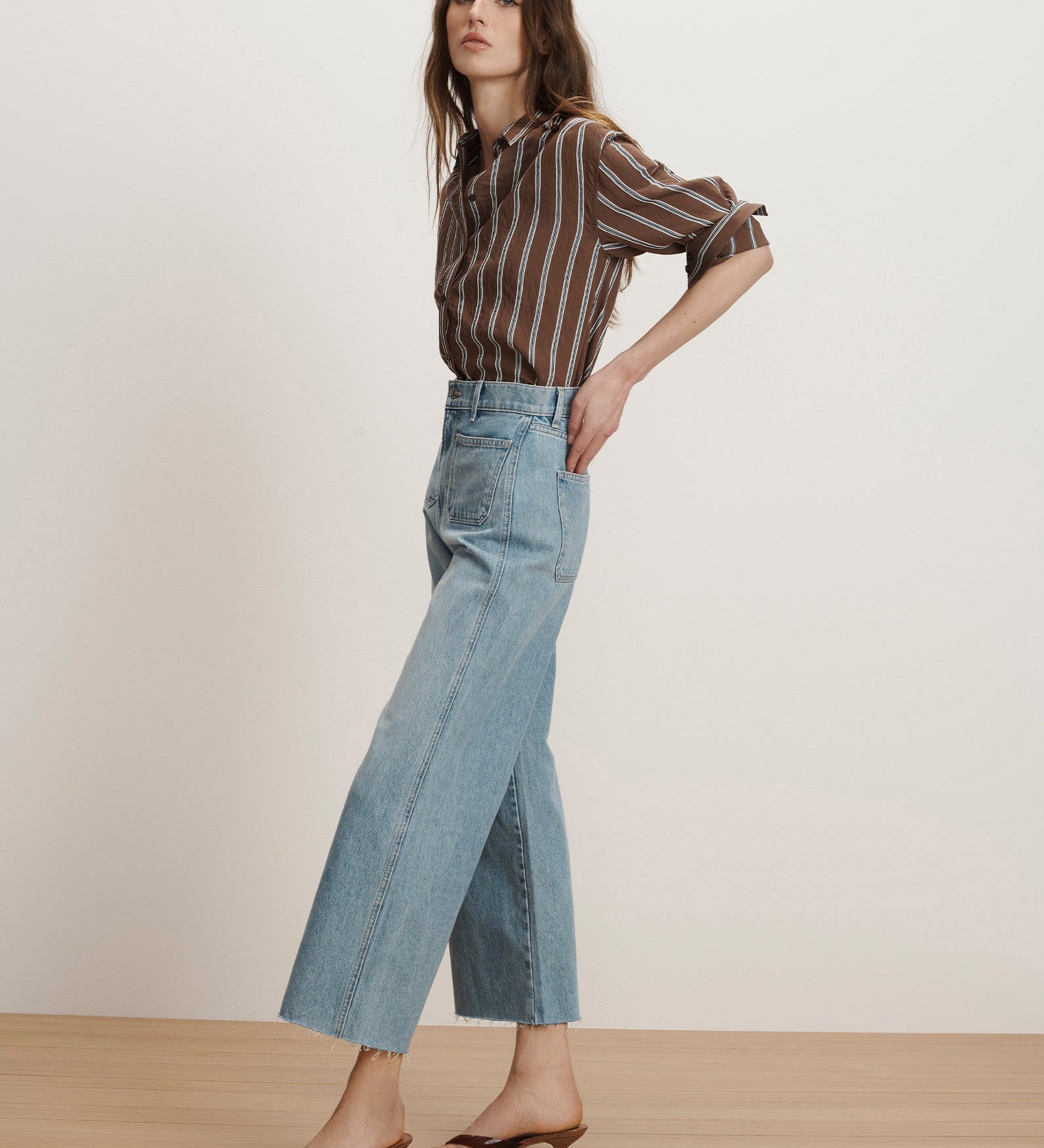 Veronica Beard - Taylor Cropped Patch - Pocket Wide - Leg Jean