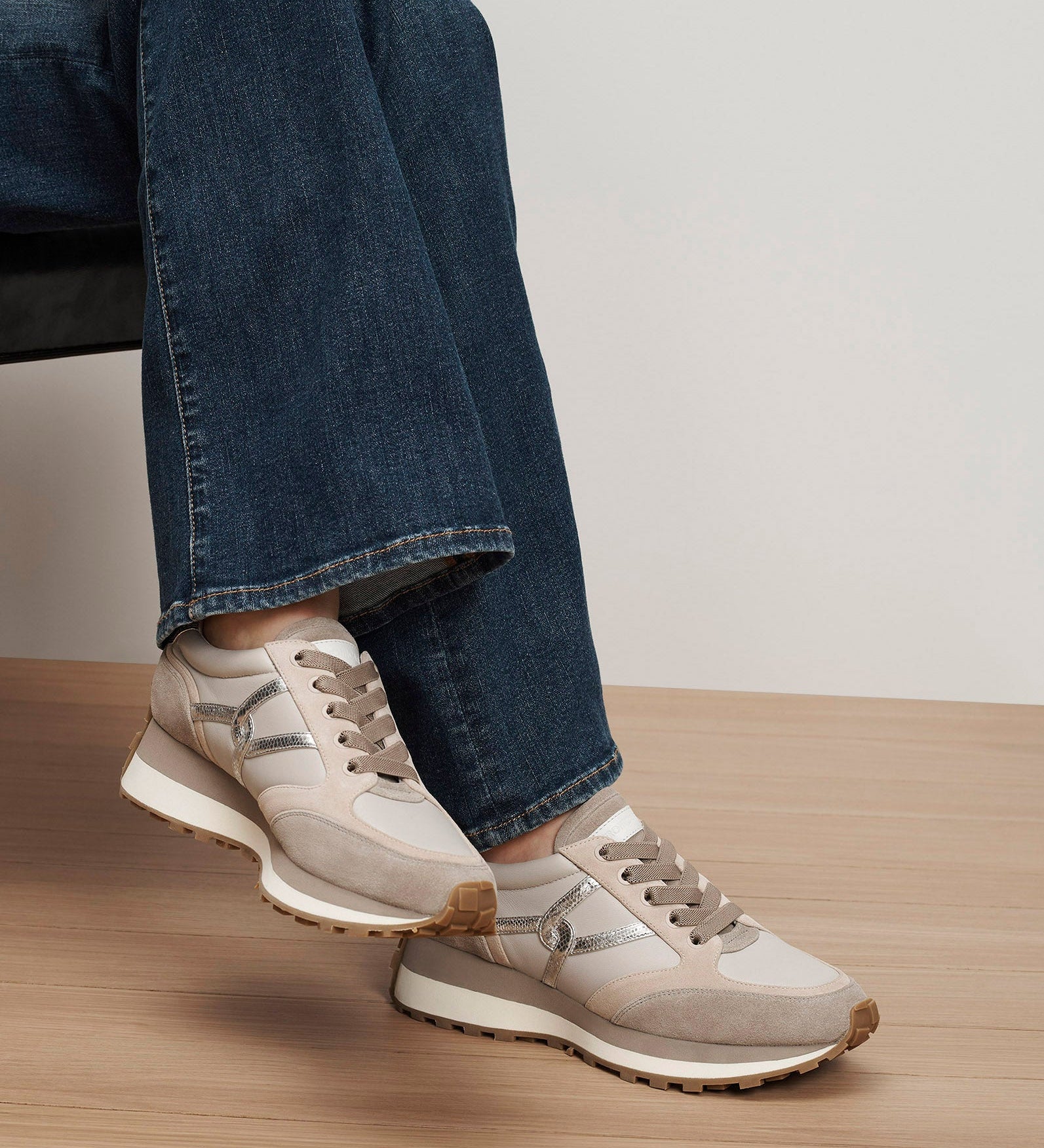 Veronica Beard - Valentina Suede Sneaker