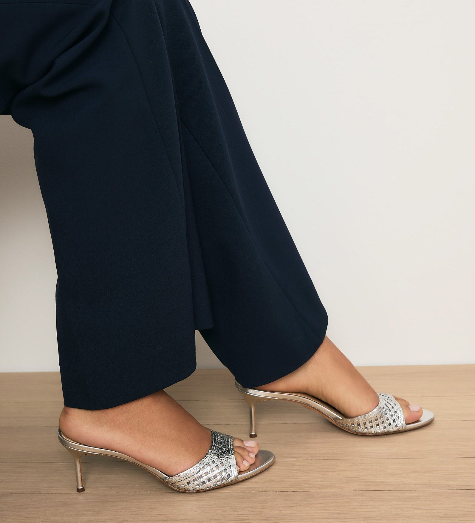 Veronica Beard - Tia Raffia Sandal