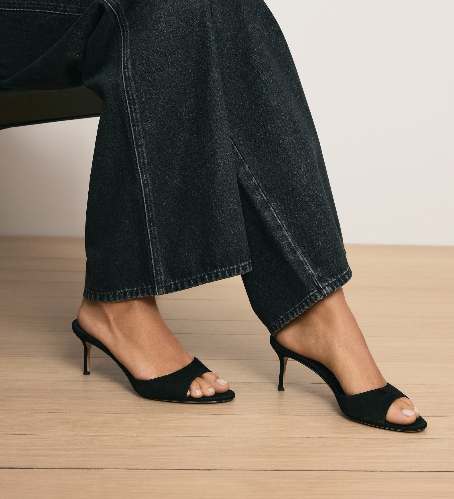 Veronica Beard - Tia Suede Sandal
