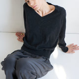 Jamie Haller - The V Fave Cashmere Sweater in Charcoal