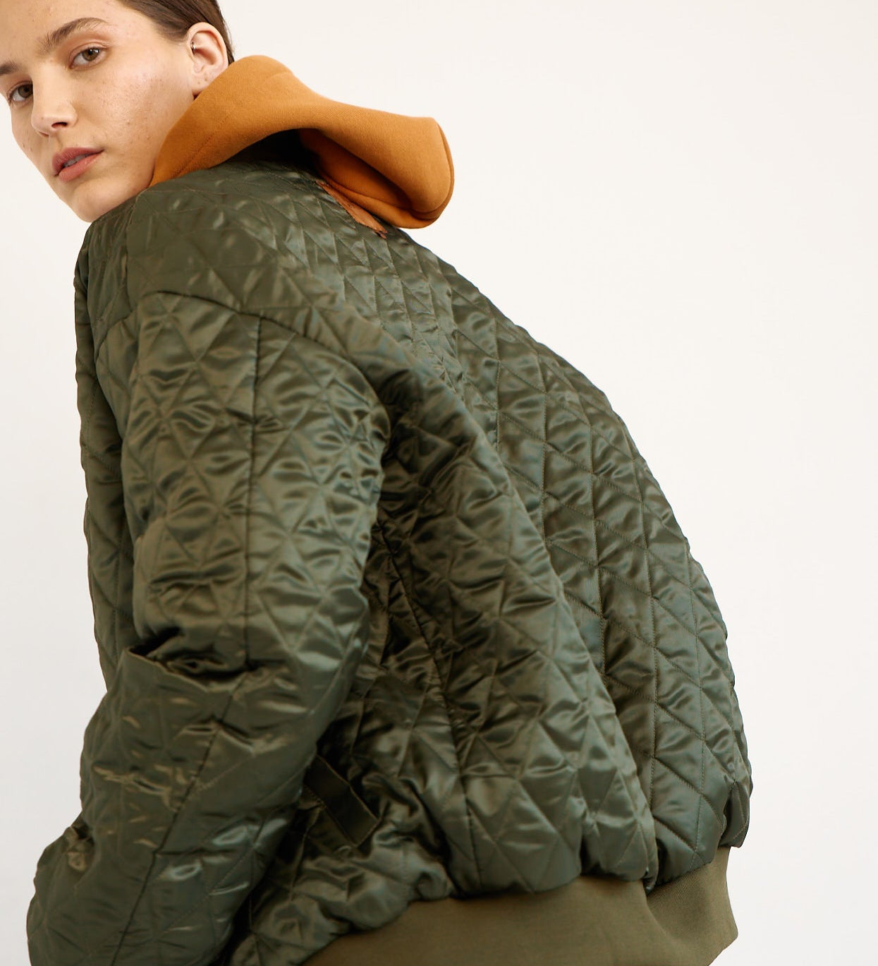 Jamie Haller - The Reversible Bomber in Olive