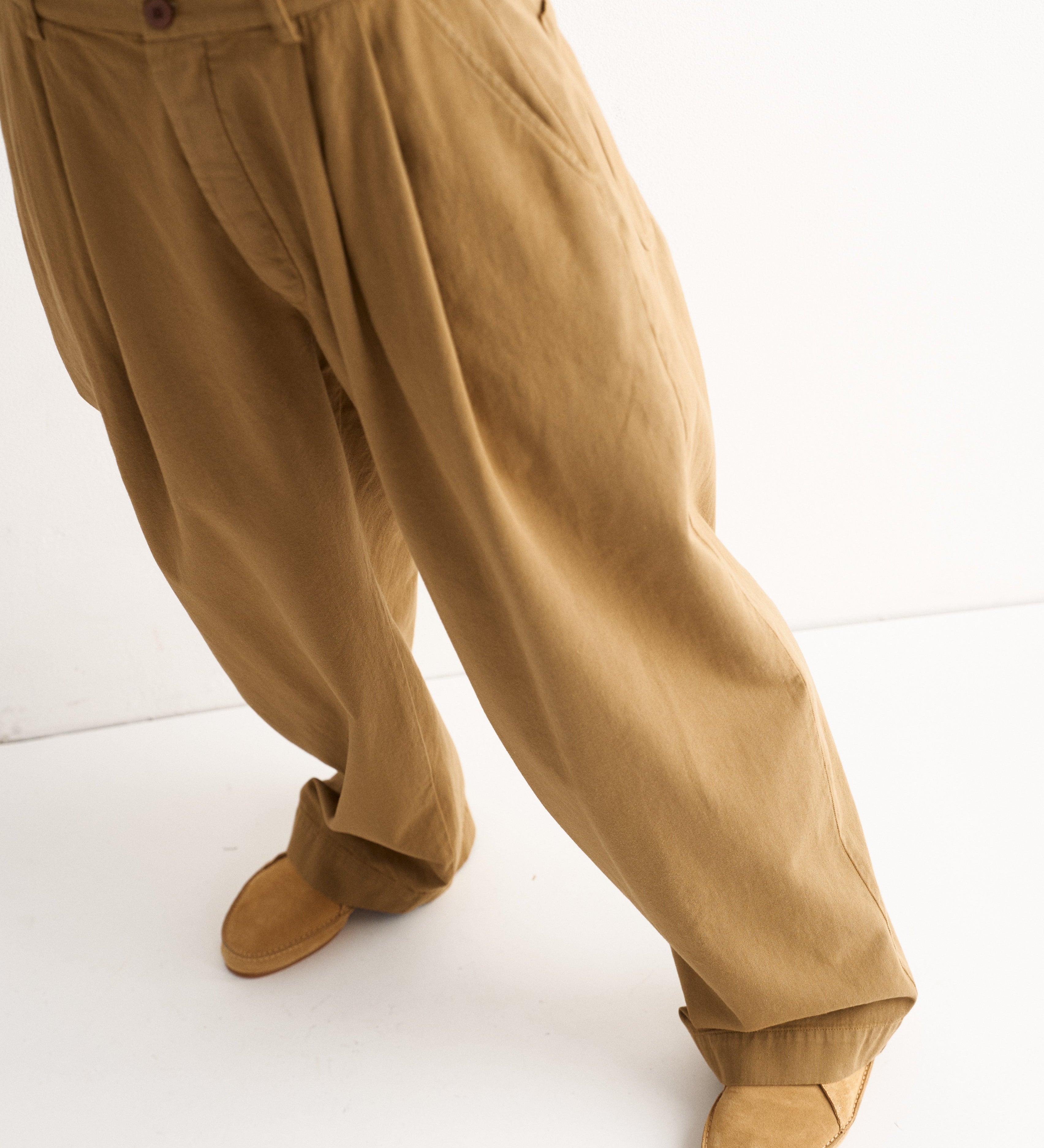 Jamie Haller - The Tapered Trouser in Camel