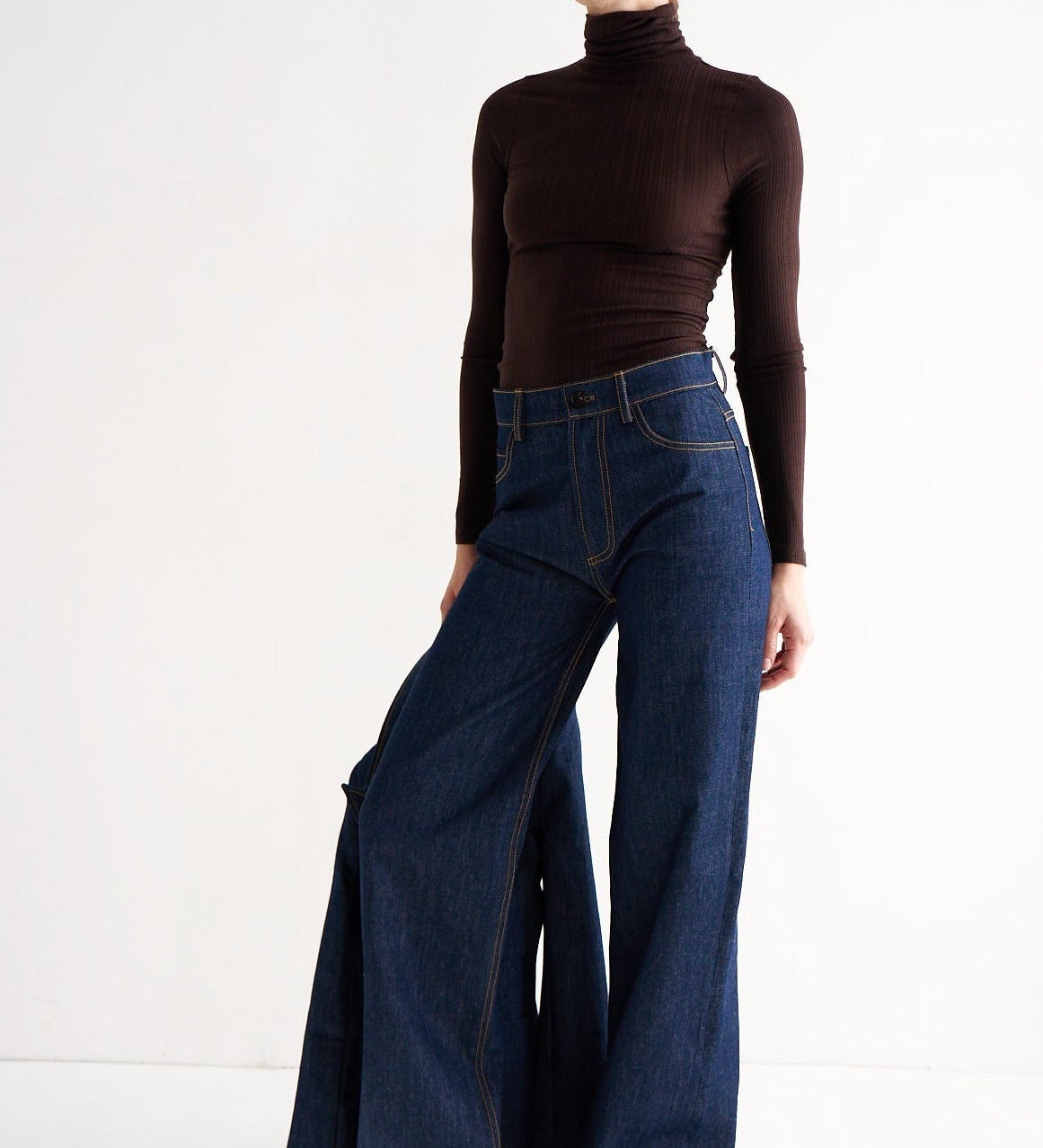 Jamie Haller - The Rib Turtleneck in Cocoa