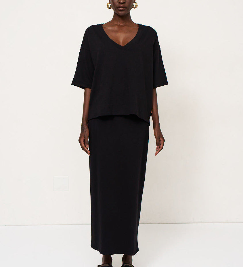 Jamie Haller - The V Tee in Black