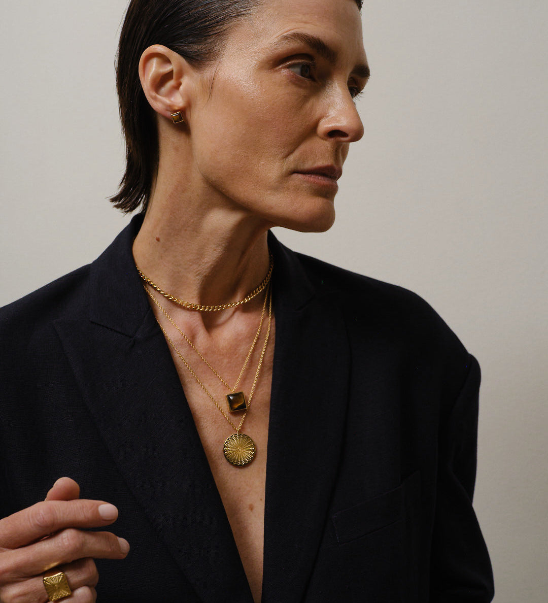 Jamie Haller - The Chaos Sunburst Necklace in Gold