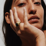 Jamie Haller - The Luques Square Signet Ring in Onyx