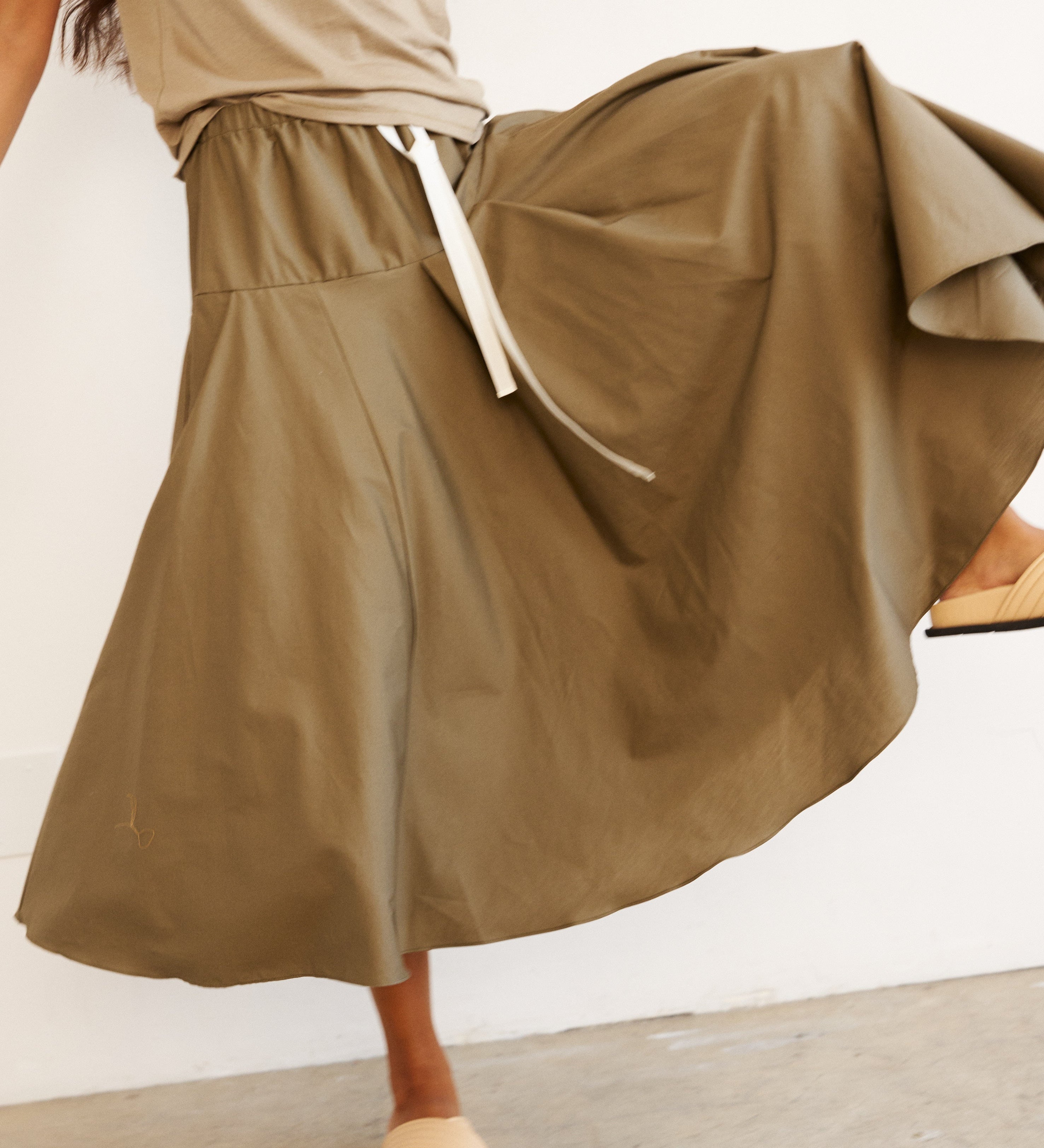 Jamie Haller - The Italian Summer Skirt in Taupe
