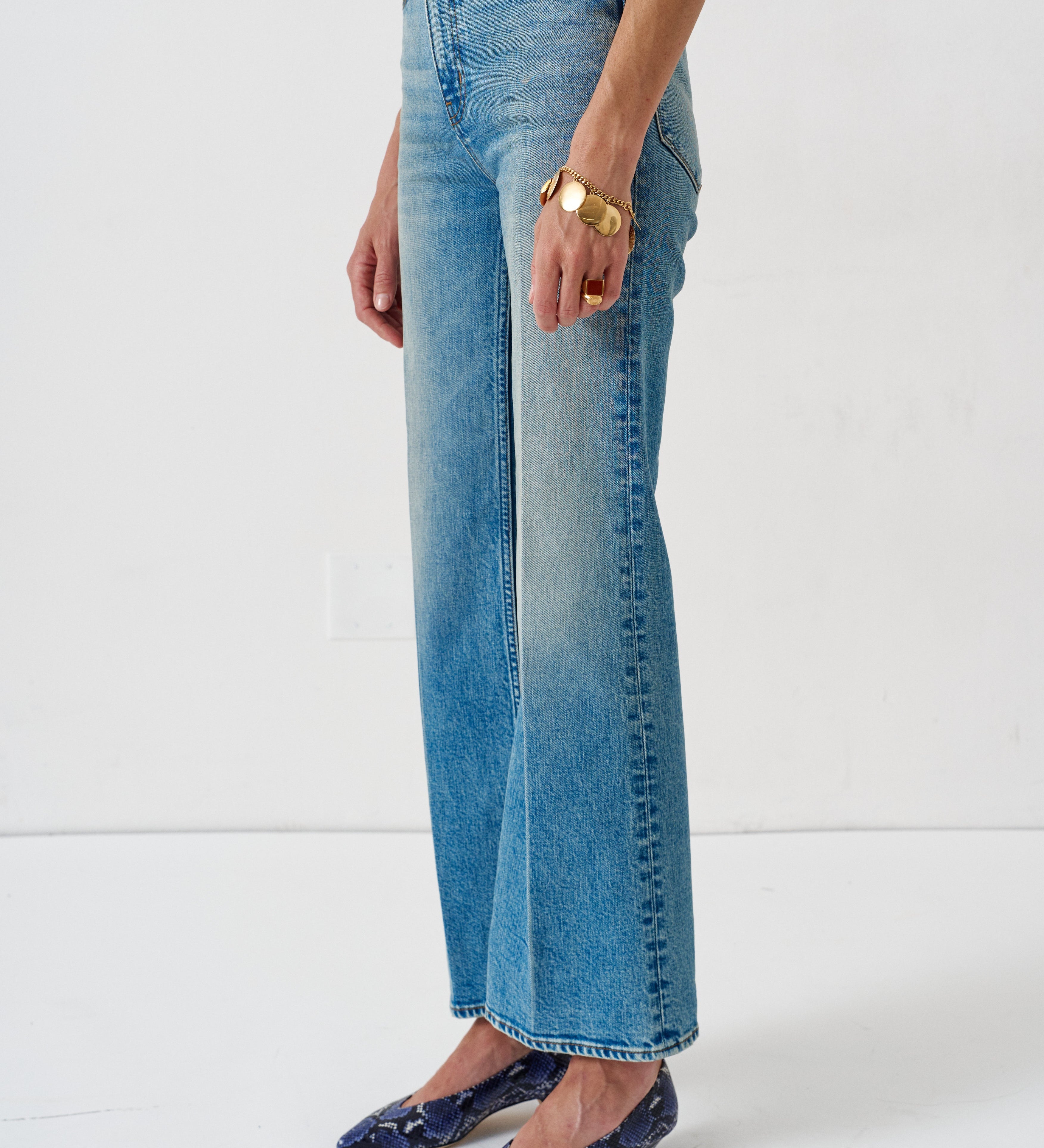 Jamie Haller - The Petite Crease Jean in Worn Indigo