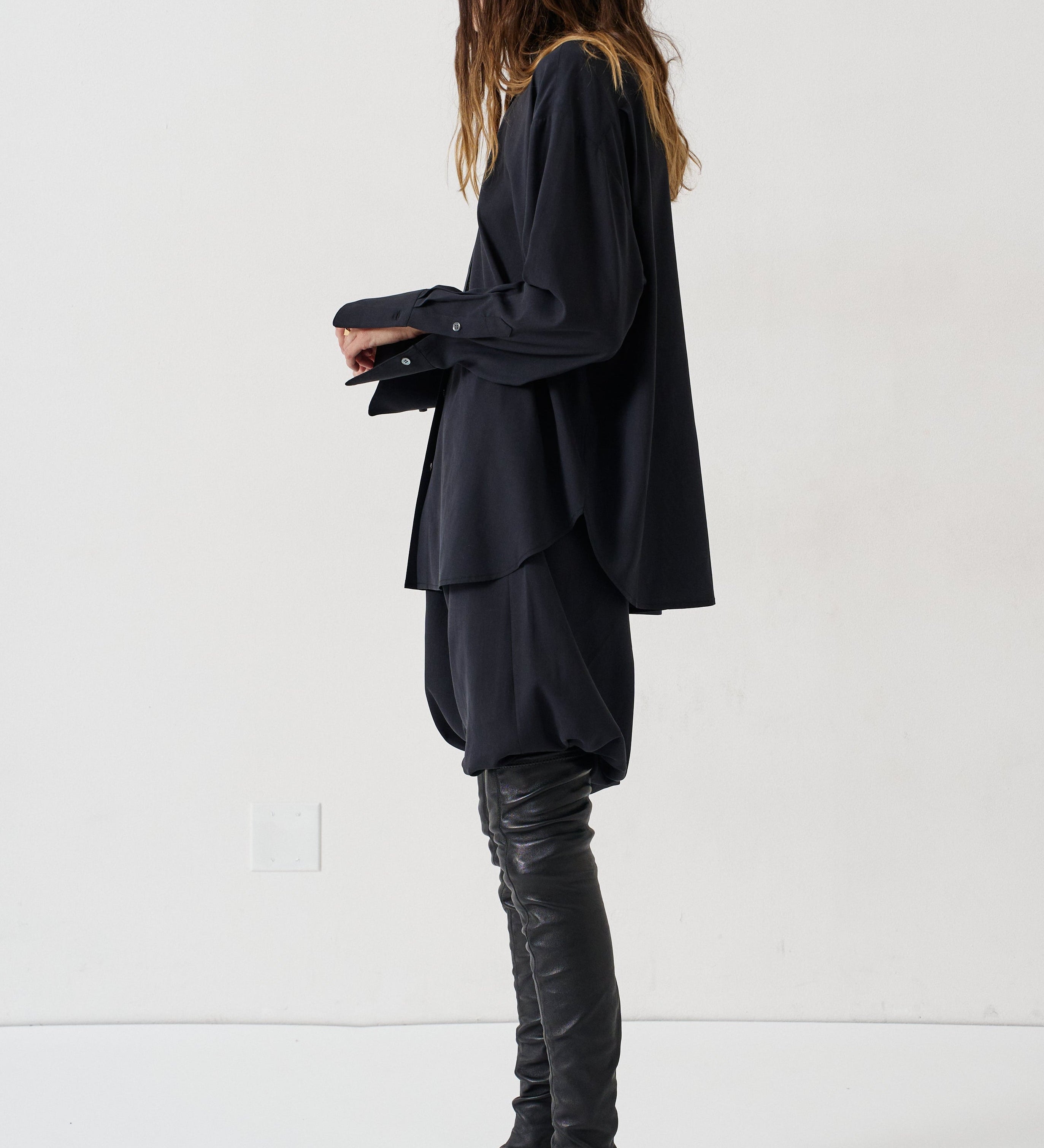 Jamie Haller - The Big Artistic Shirt in Black
