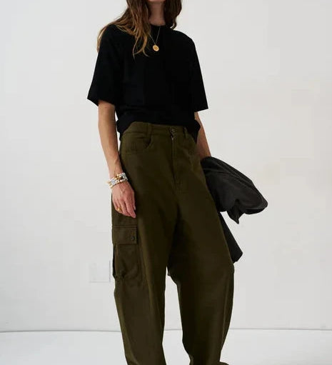 Jamie Haller - The Elbow Structured Tee in Black
