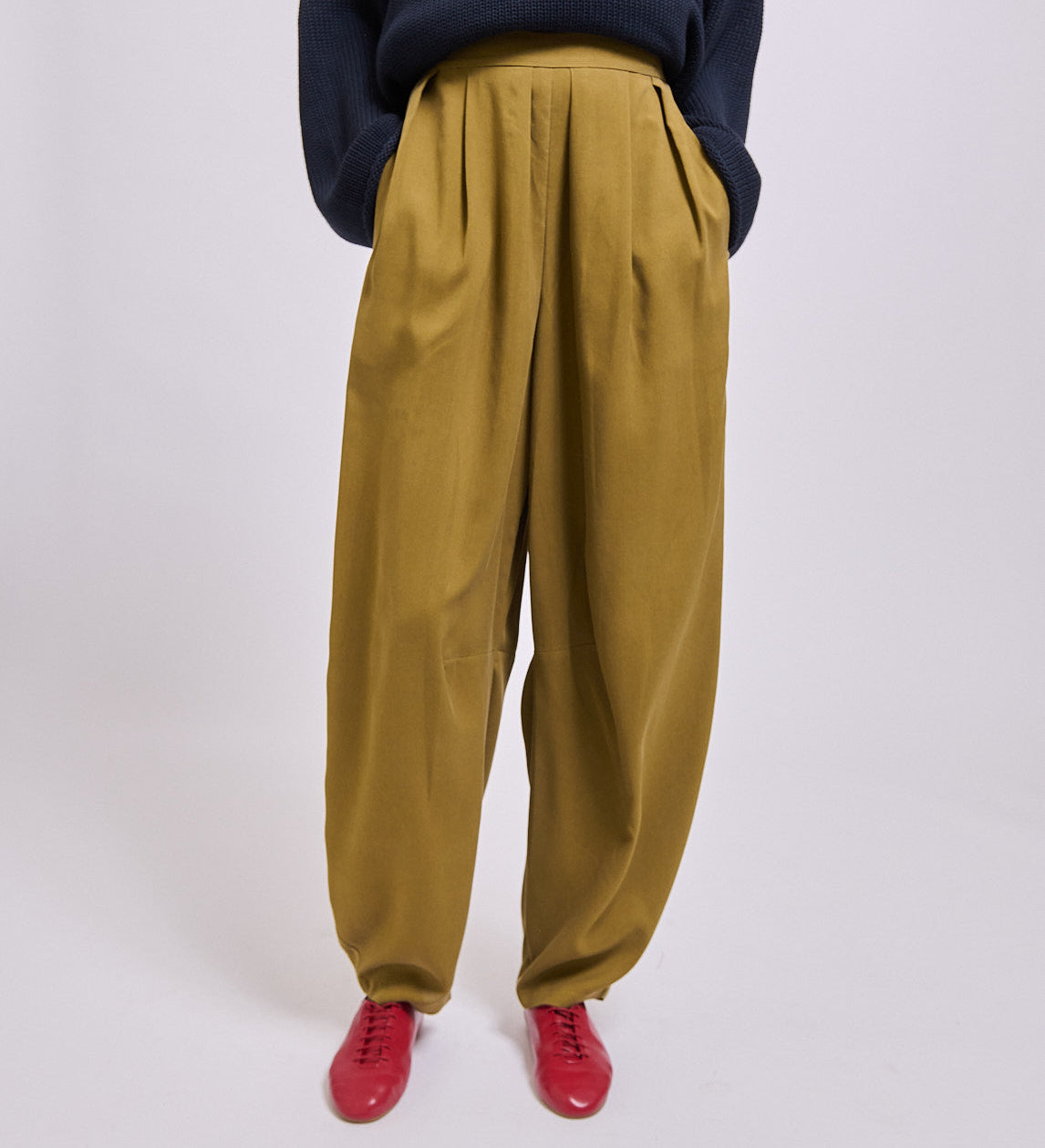 Jamie Haller - The Silk Arc Pant in Avo