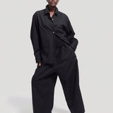 Jamie Haller - The Logo Weekend Shirt in Black