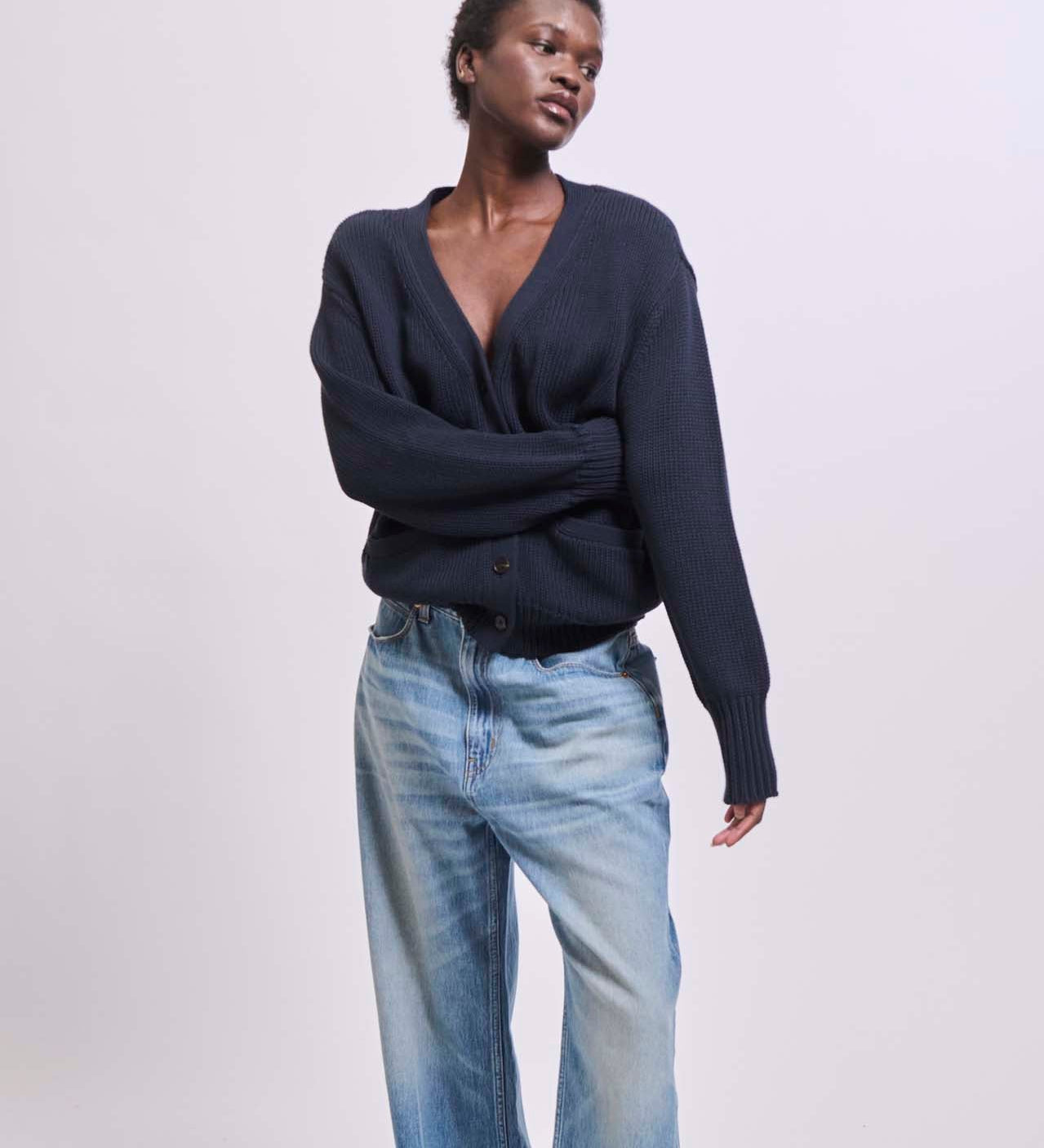 Jamie Haller - The Welt Pocket Cardigan in Navy