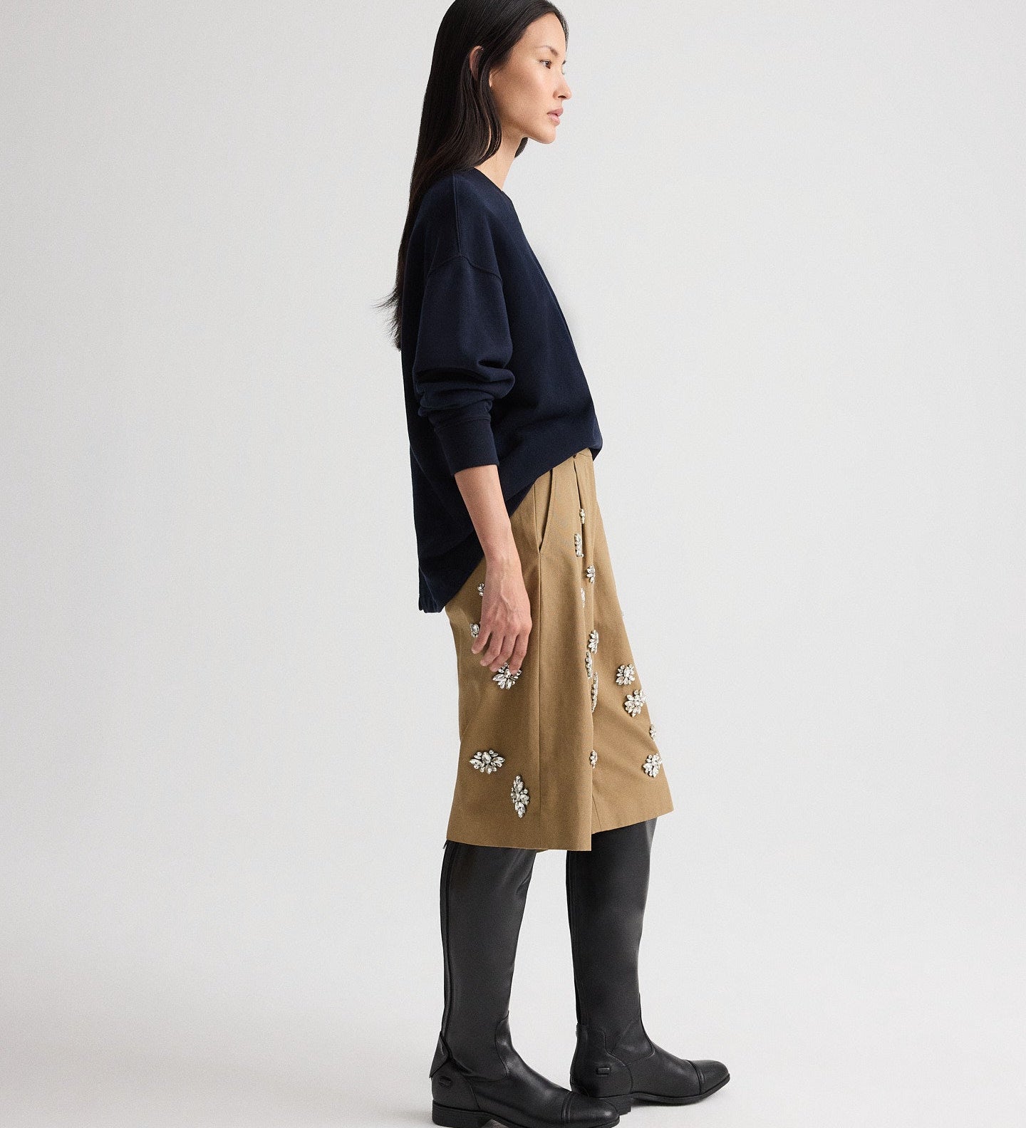 TWP - Relaxed V Neck Sweatshirt in Lightweight Sweatshirt