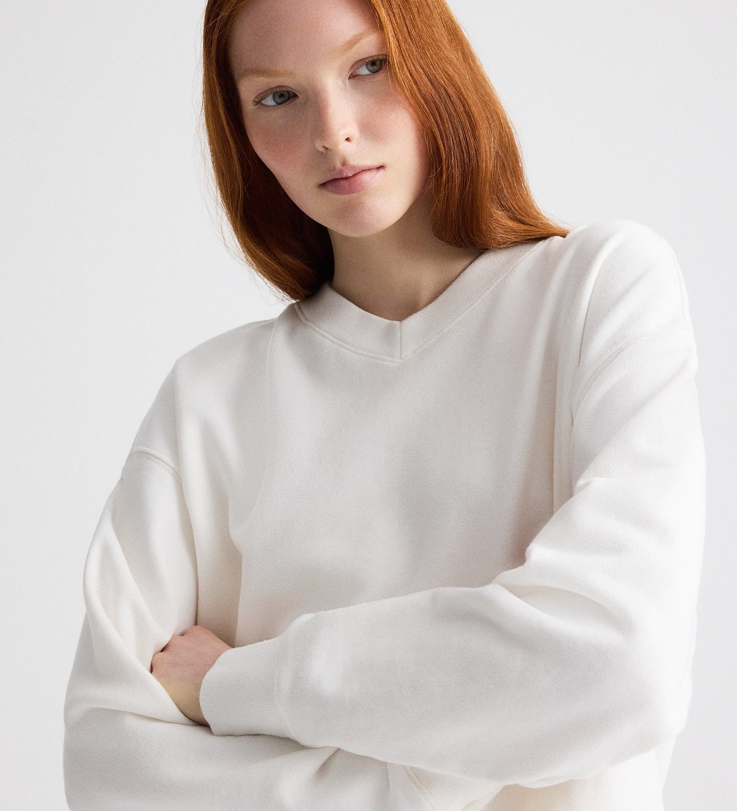 TWP - Relaxed V Neck Sweatshirt in Lightweight Sweatshirt