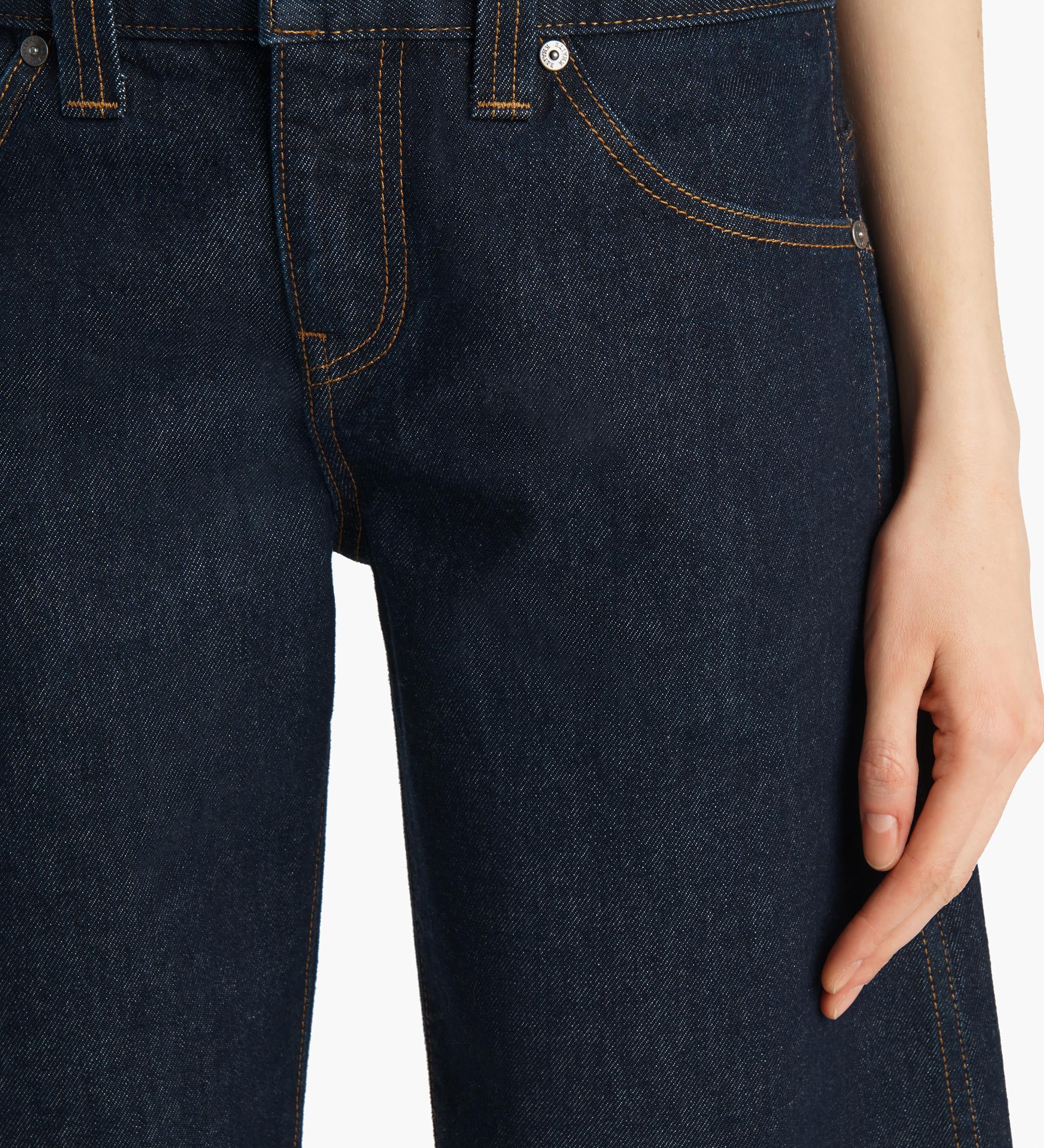 Khaite - Kinga Short in Benson