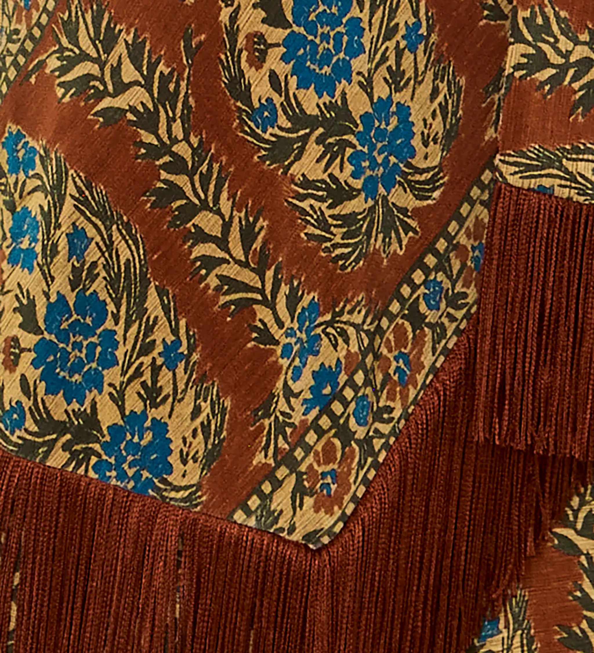 Hunter Bell - Oversized Fringe Scarf