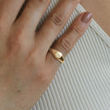 Kinn - Classic Signet Ring