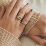 Kinn - Petite Heart Signet Ring