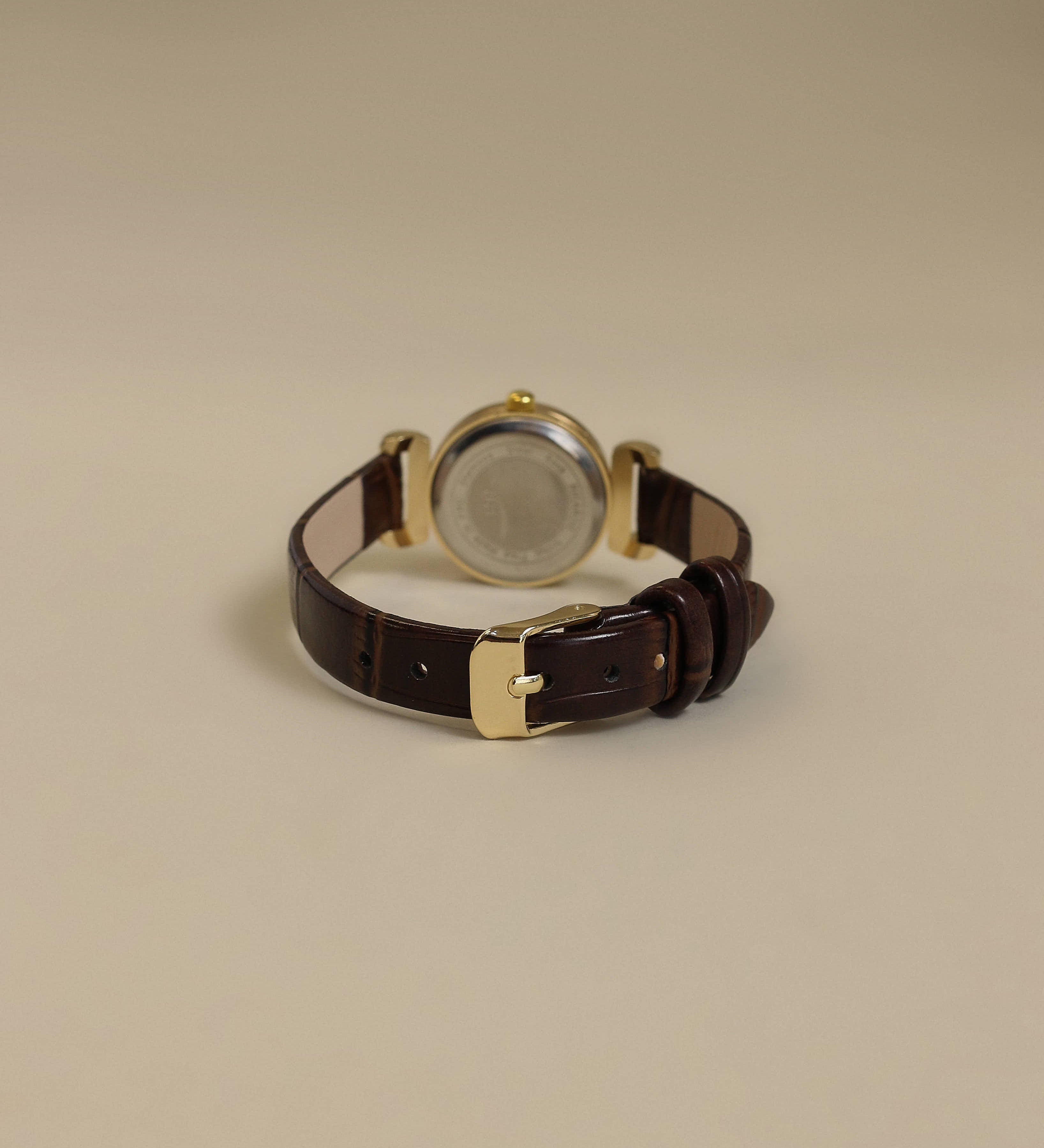 Kinn - Vintage Quartz Circle Leather Strap Watch