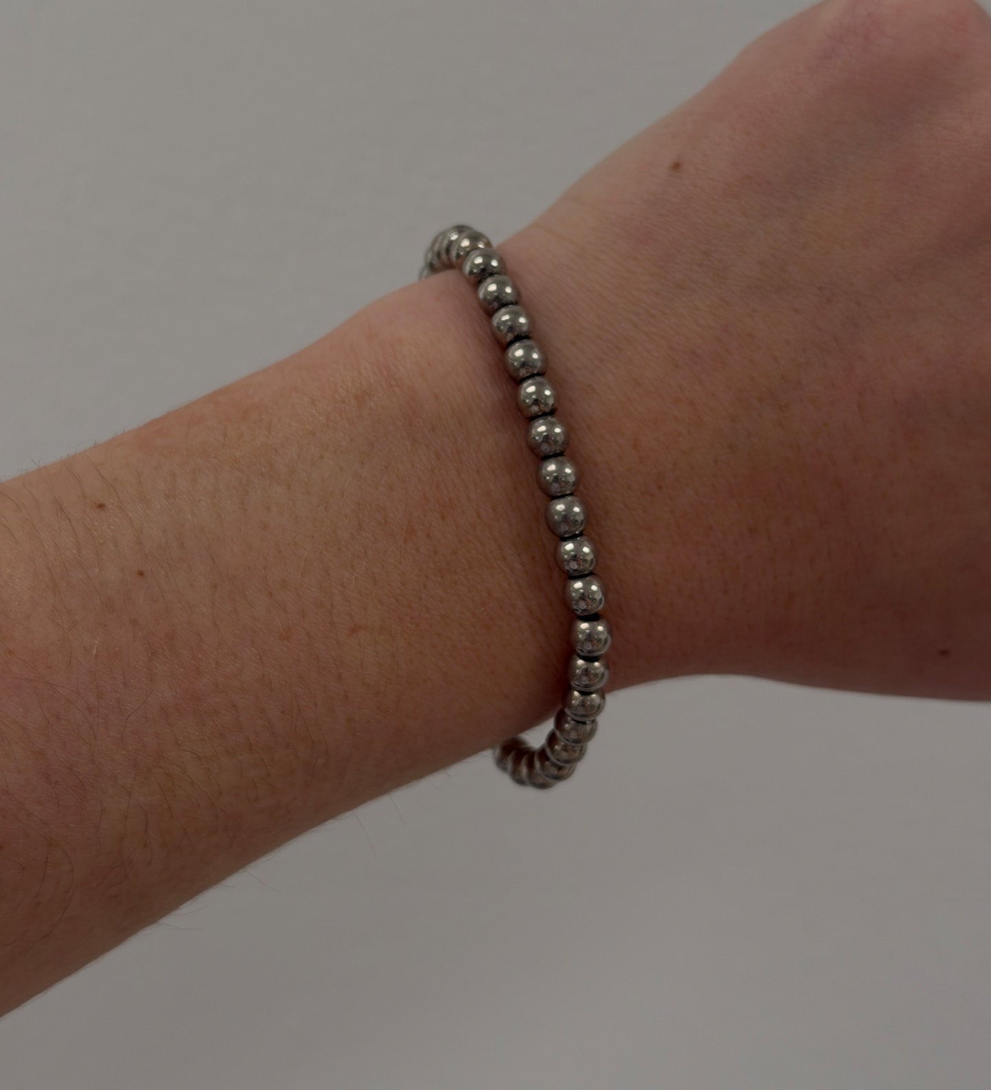 Kinn - Vintage Silver Beaded Bracelet