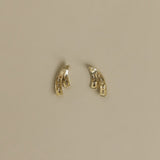 Kinn - Vintage 14k Baguette V Earrings
