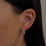 Kinn - Vintage 14k Baguette V Earrings
