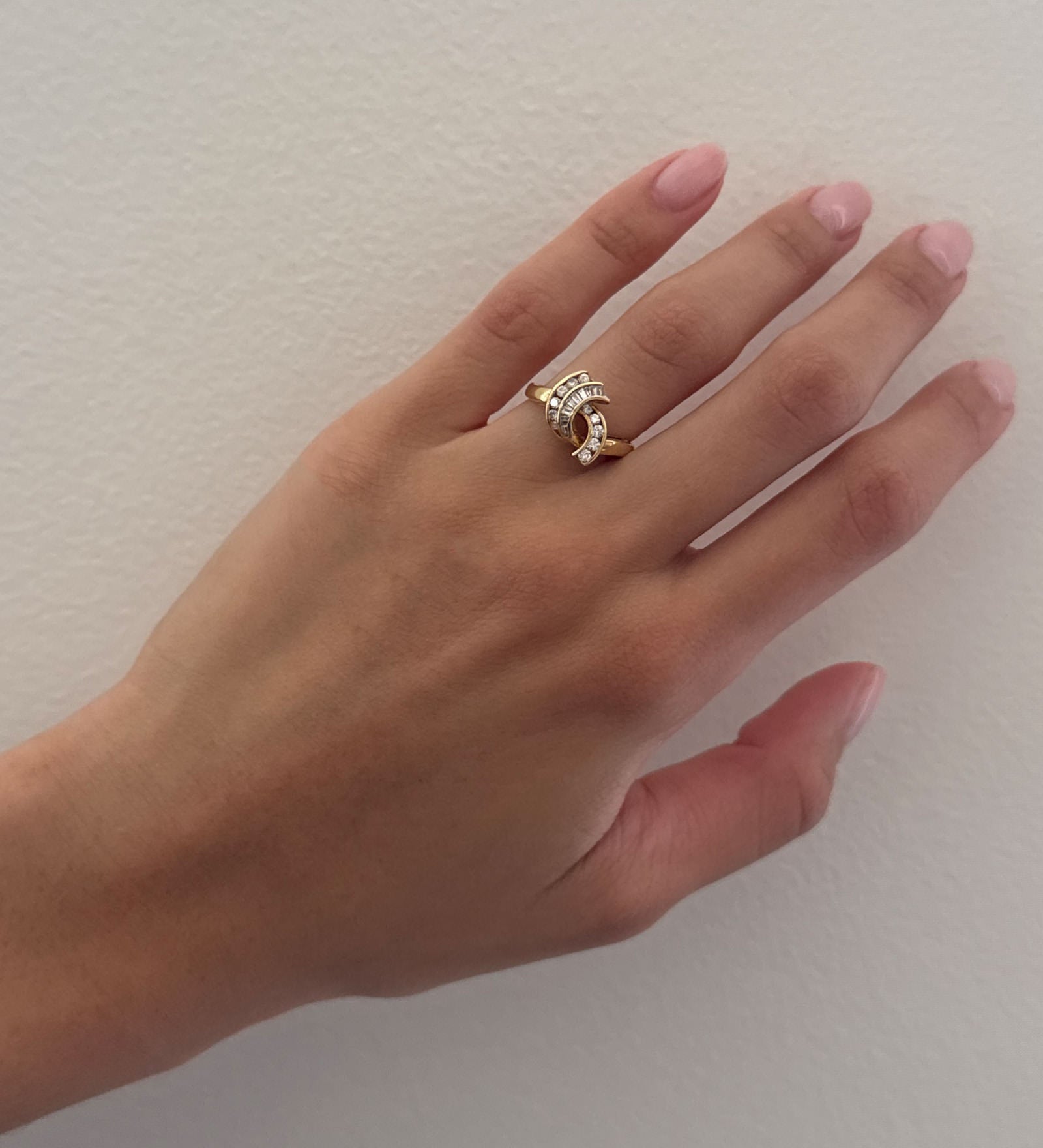 Kinn - Vintage 18k Baguette and Round Arch Diamond Ring