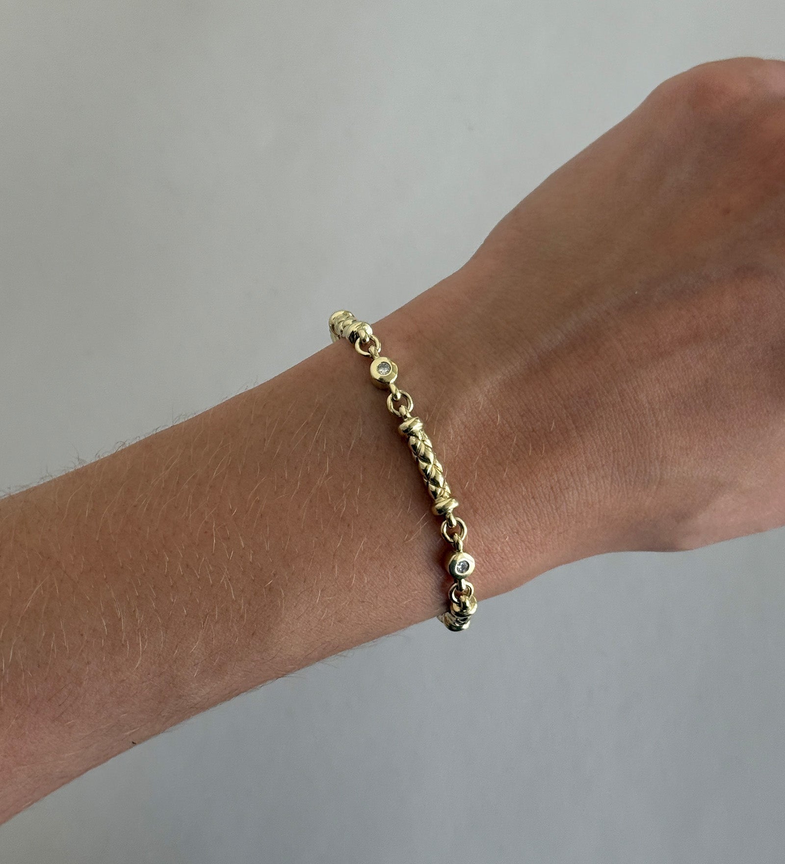 Kinn - Vintage 14k Bezel Diamond Byzantine Bracelet