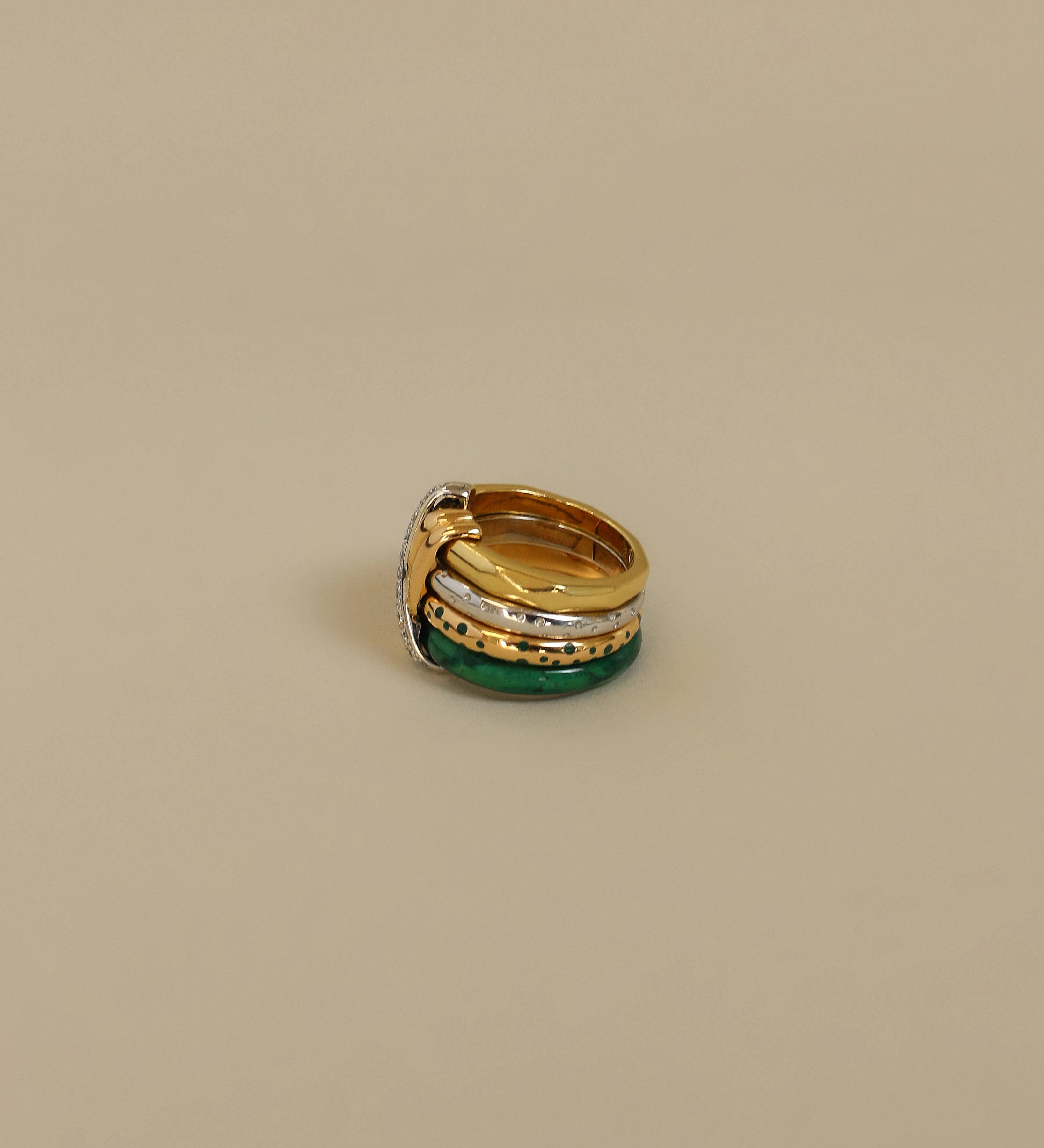 Kinn - Vintage 4 Ridge X Ring 18k