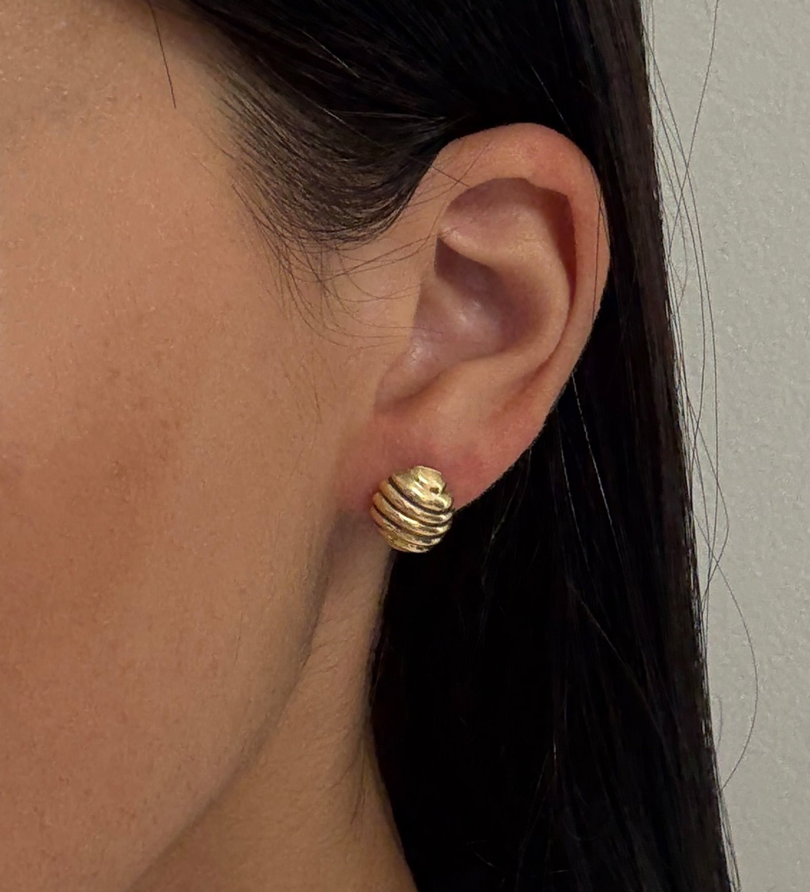 Kinn - Vintage Croissant Earrings