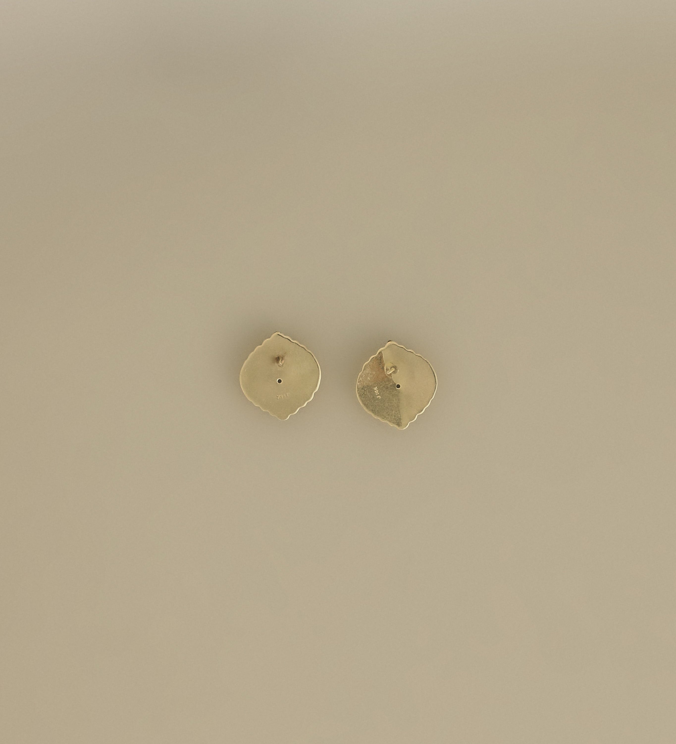 Kinn - Vintage Diamond Ribbed Earrings