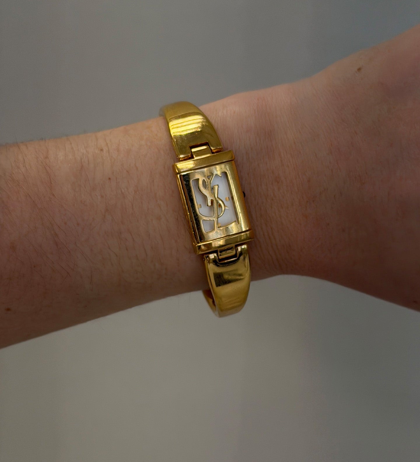 Kinn - Vintage YSL Gold Bangle Watch