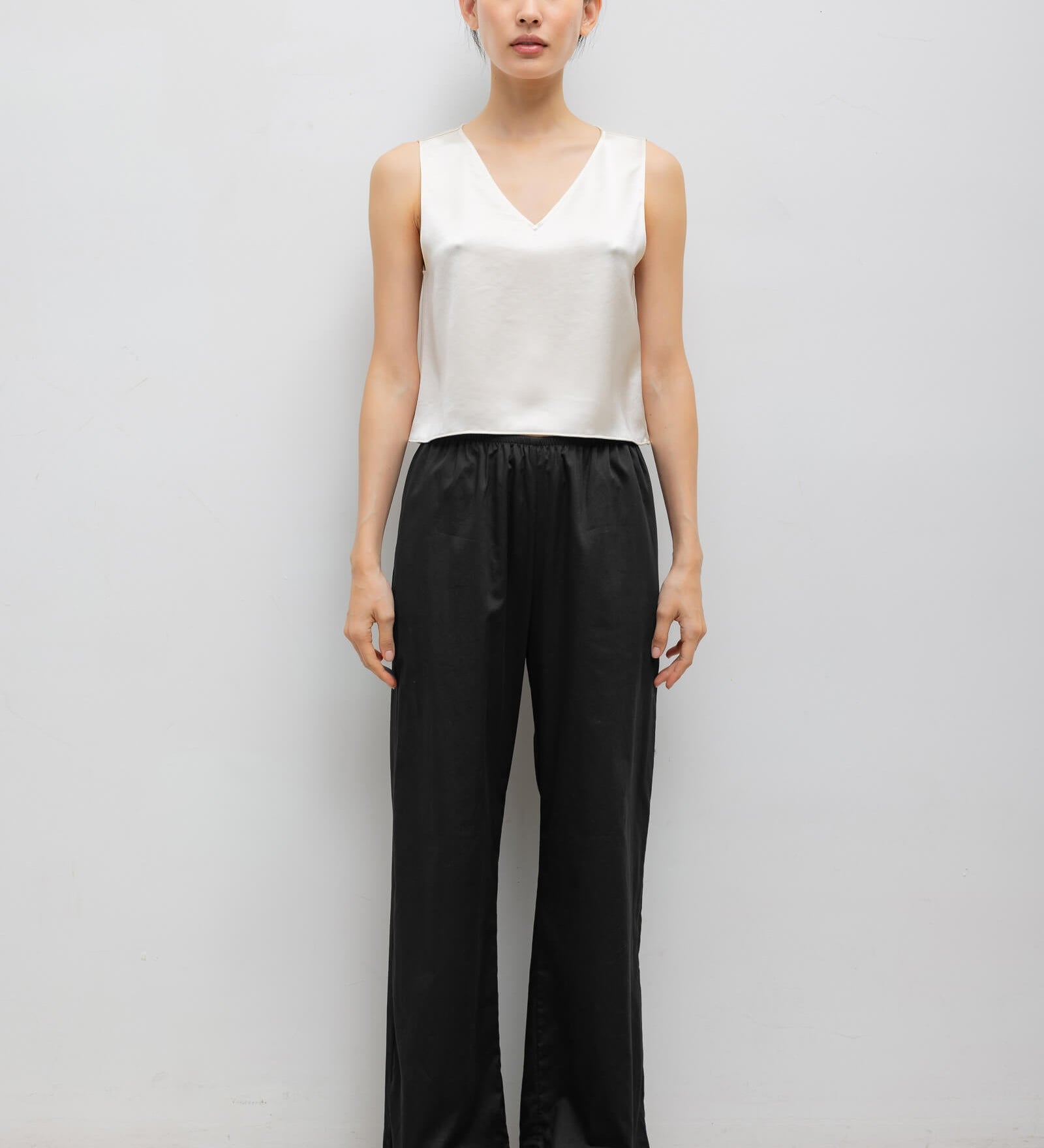 Leset - Barb V Neck Shell