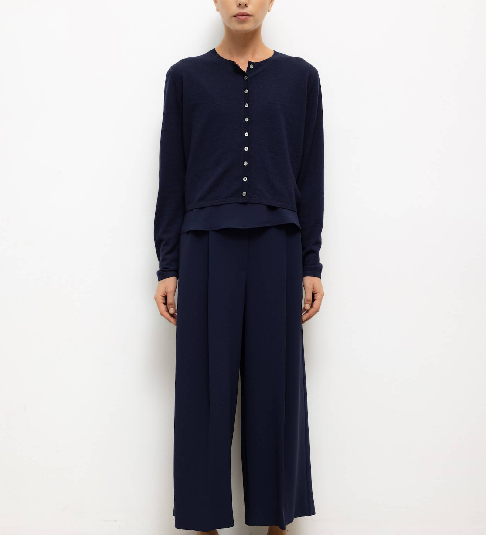 Leset - Pre - Order: James Crew Cardigan