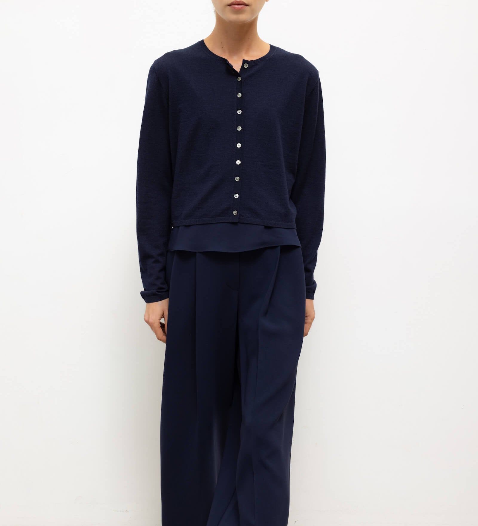 Leset - Pre - Order: James Crew Cardigan